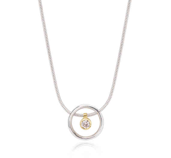 Moving Diamond Circle Necklace